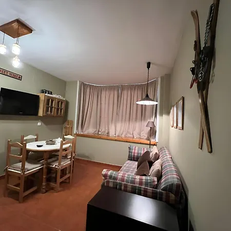 Apartament *